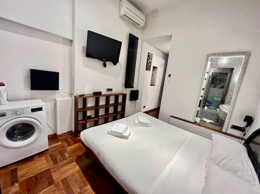 Old Town Florence- Love Apartment ภายนอก รูปภาพ