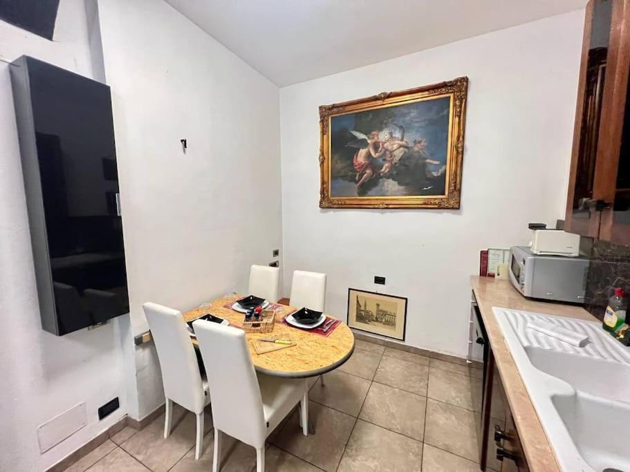 Old Town Florence- Love Apartment ภายนอก รูปภาพ